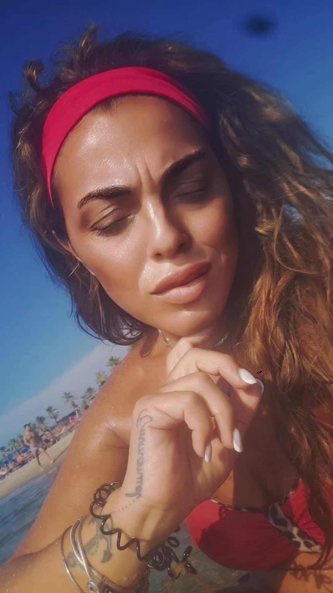 @𝒜𝓃𝓉💍𝓃𝑒𝓁𝓁𝒶  🪽