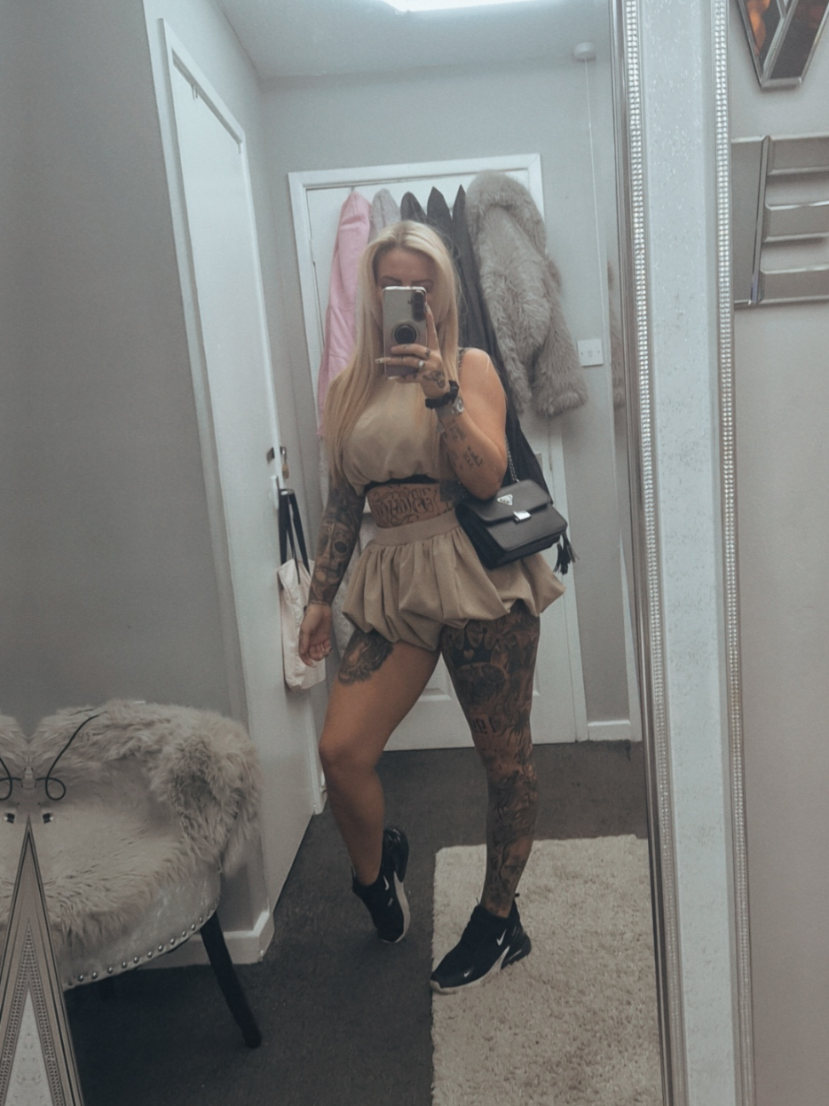 @reevesnicky1