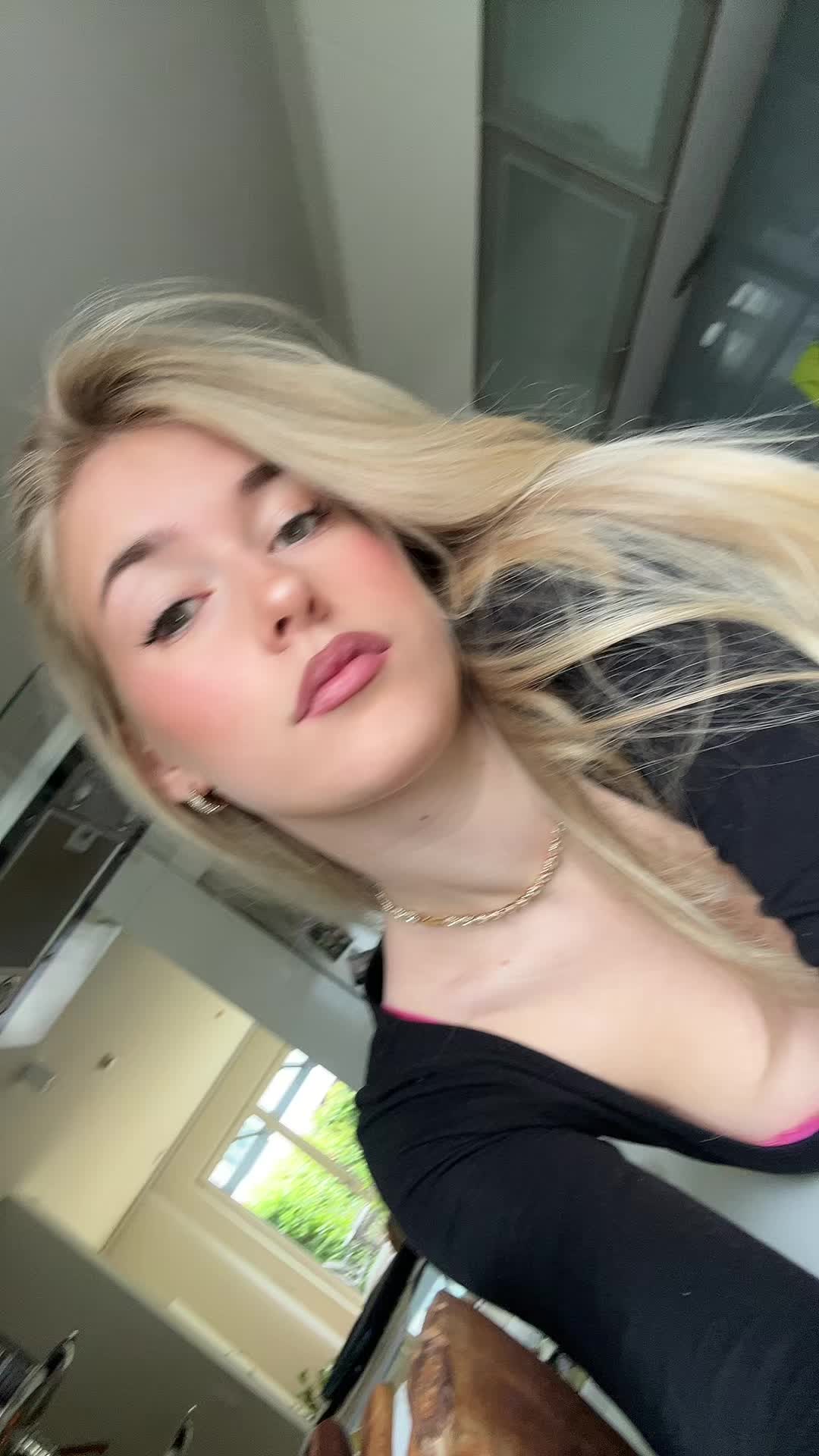 @๐โ๐๐๐๐ ๐ โข
