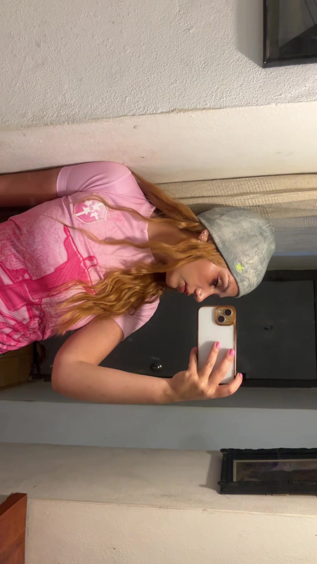 @Lucia🐱🧫