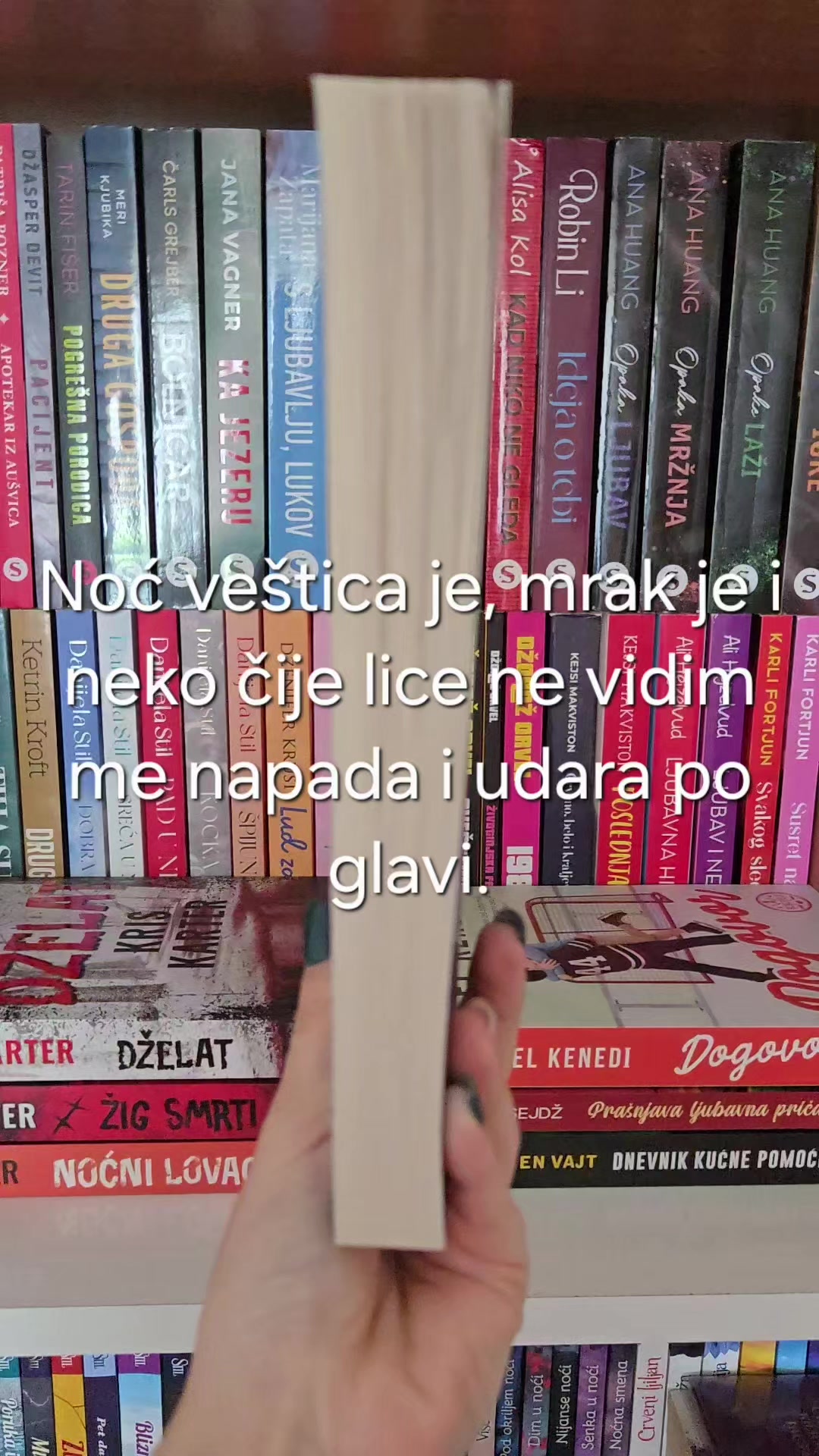 @Ivana book world