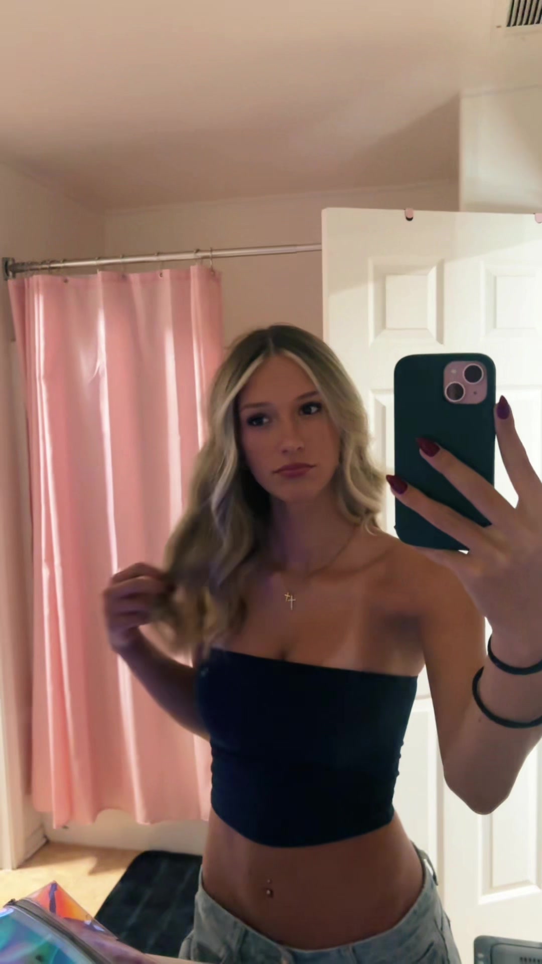 @lylakuhn2
