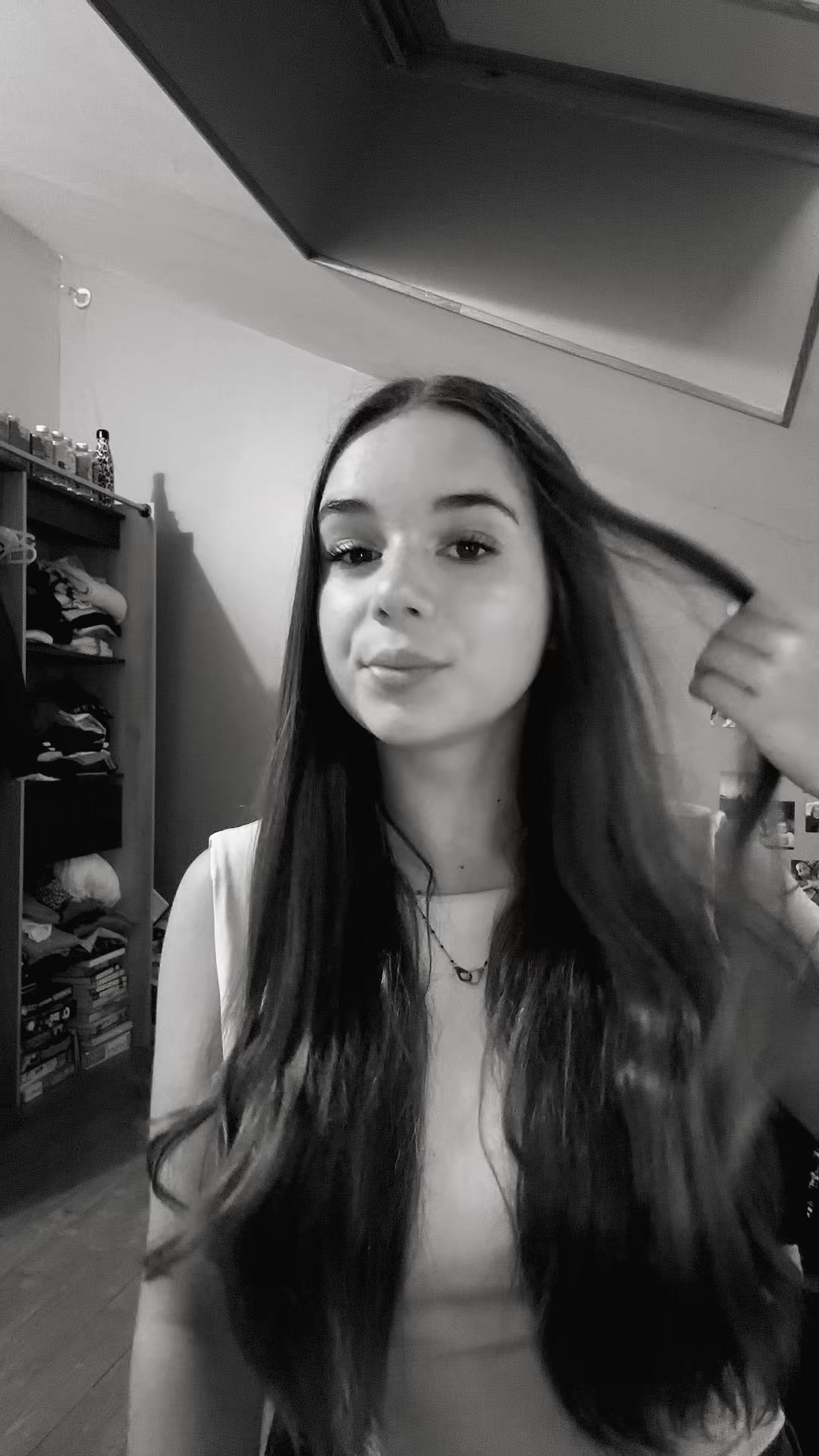 @𝐄𝐥𝐨𝐫𝐚