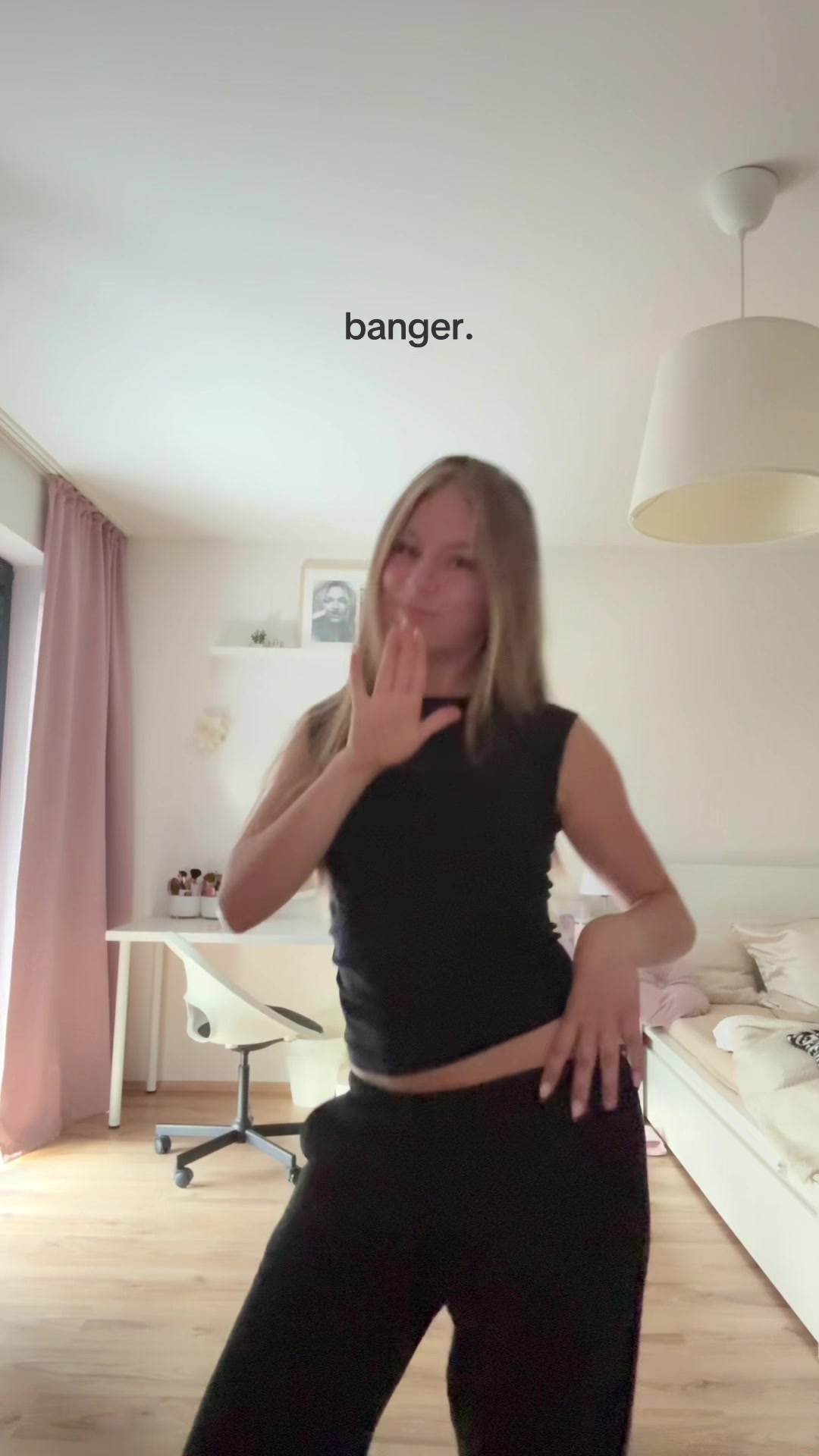 @slrlara