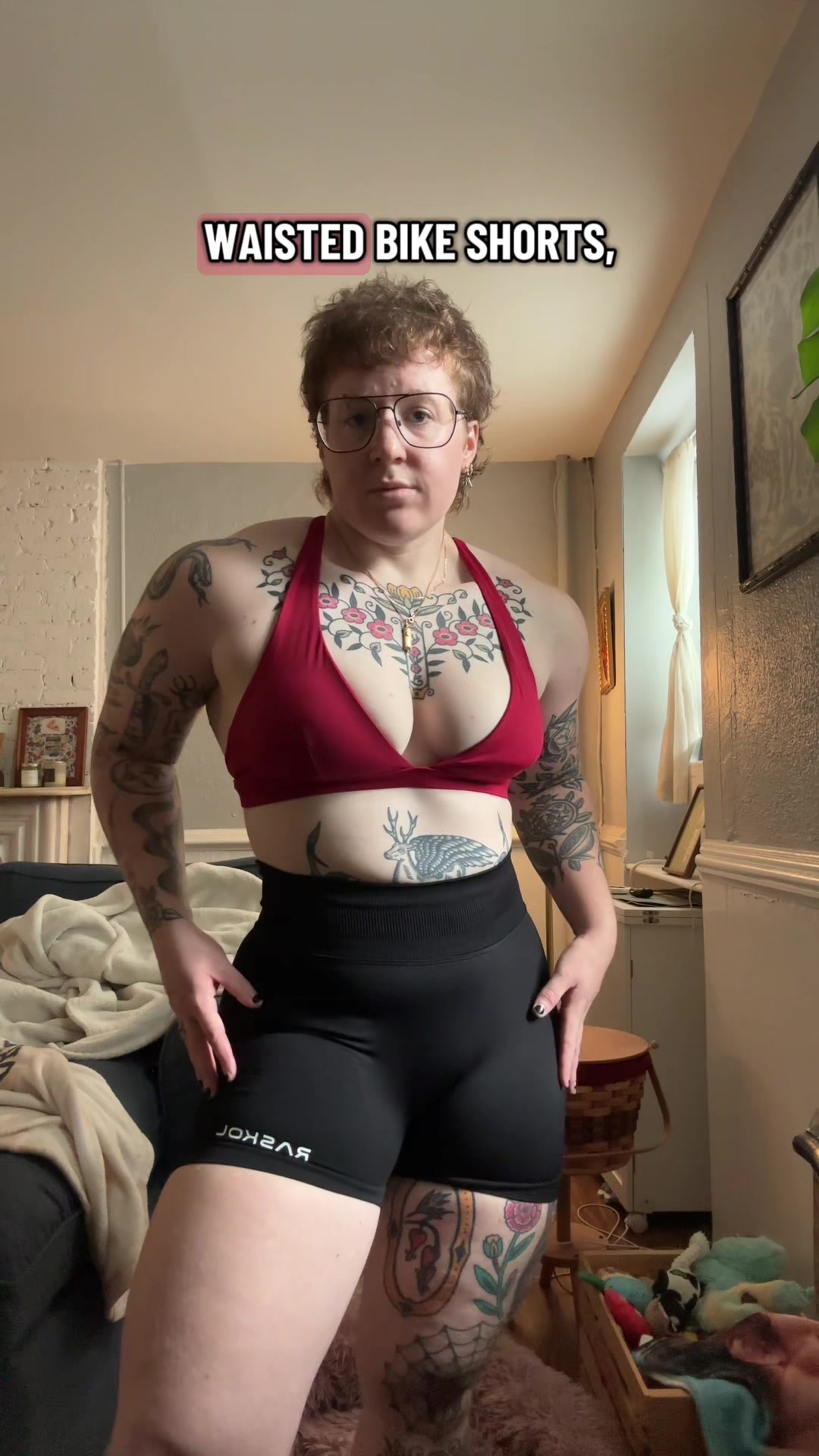 @lesbianlifts
