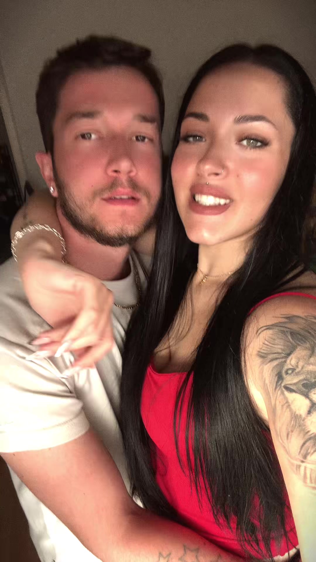 @ᴍᴇʟɪꜱꜱᴀ&ᴇɴʀɪᴄᴏ 👩🏻&zwj;❤️&zwj;💋&zwj;👨🏽