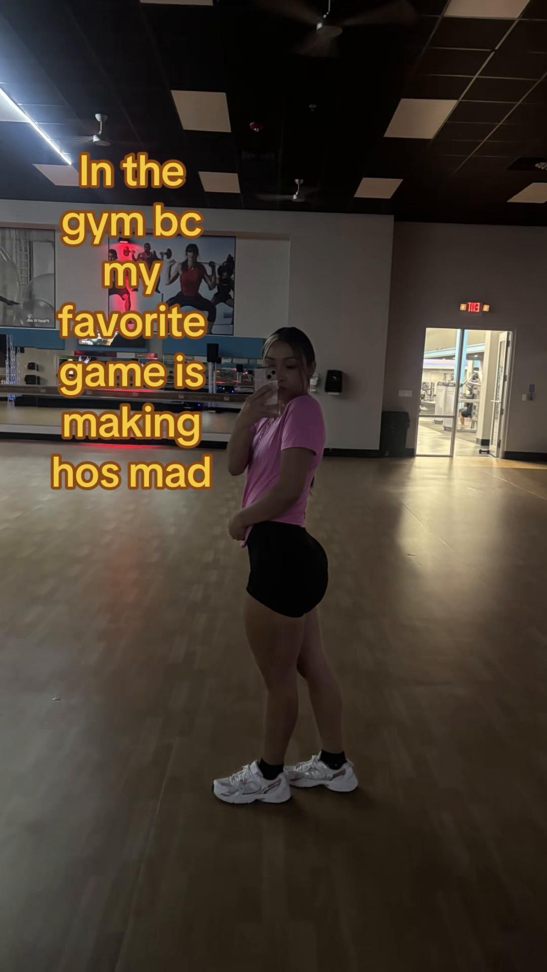@Laisha