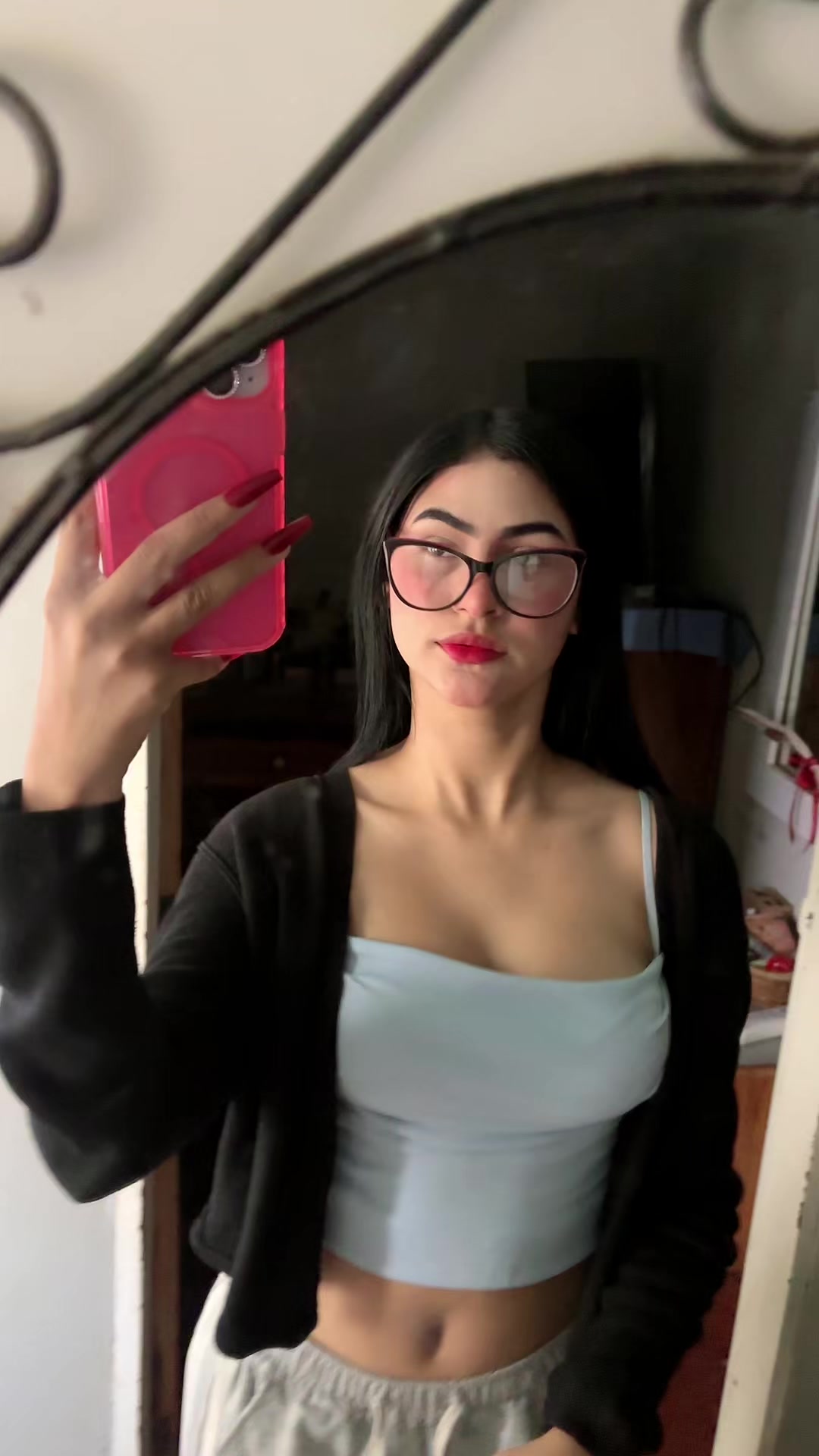 @Nicole