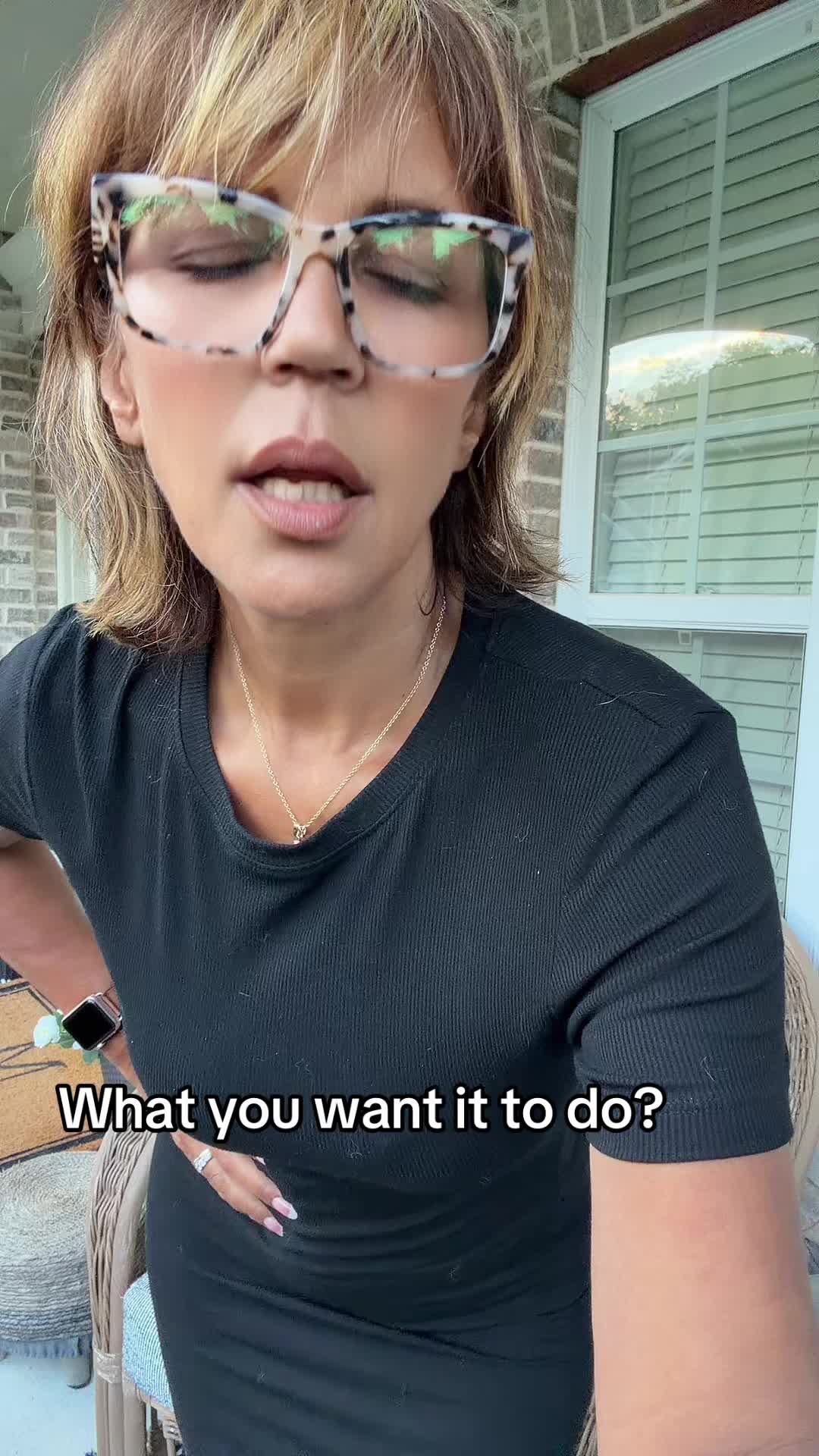 @Demi