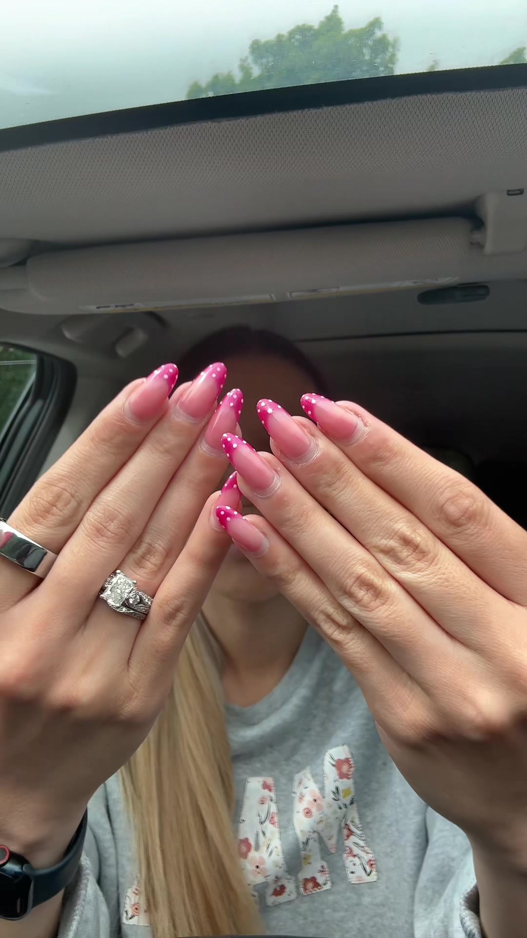 @adoseofv___