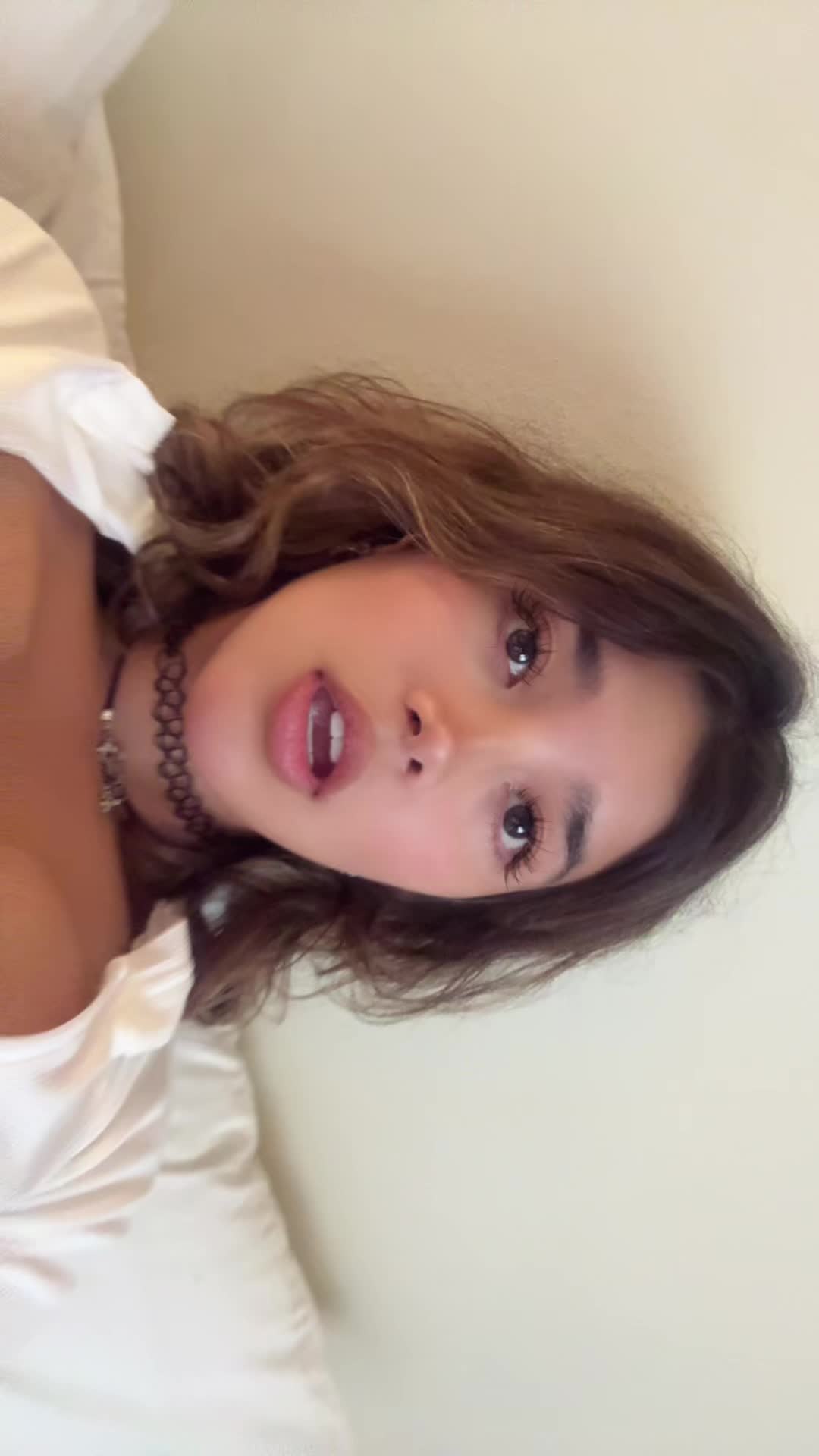 @Ariannelychee