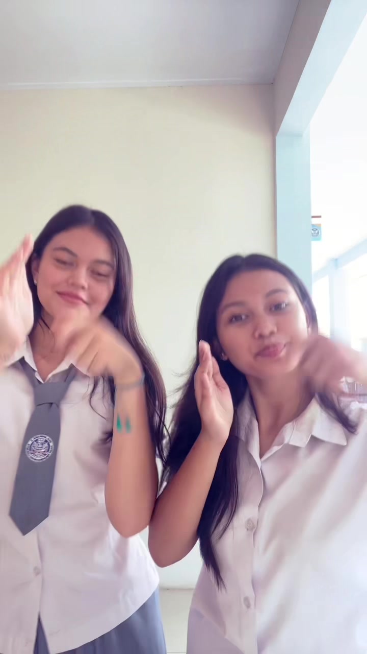 @c&ugrave;m&euml;k