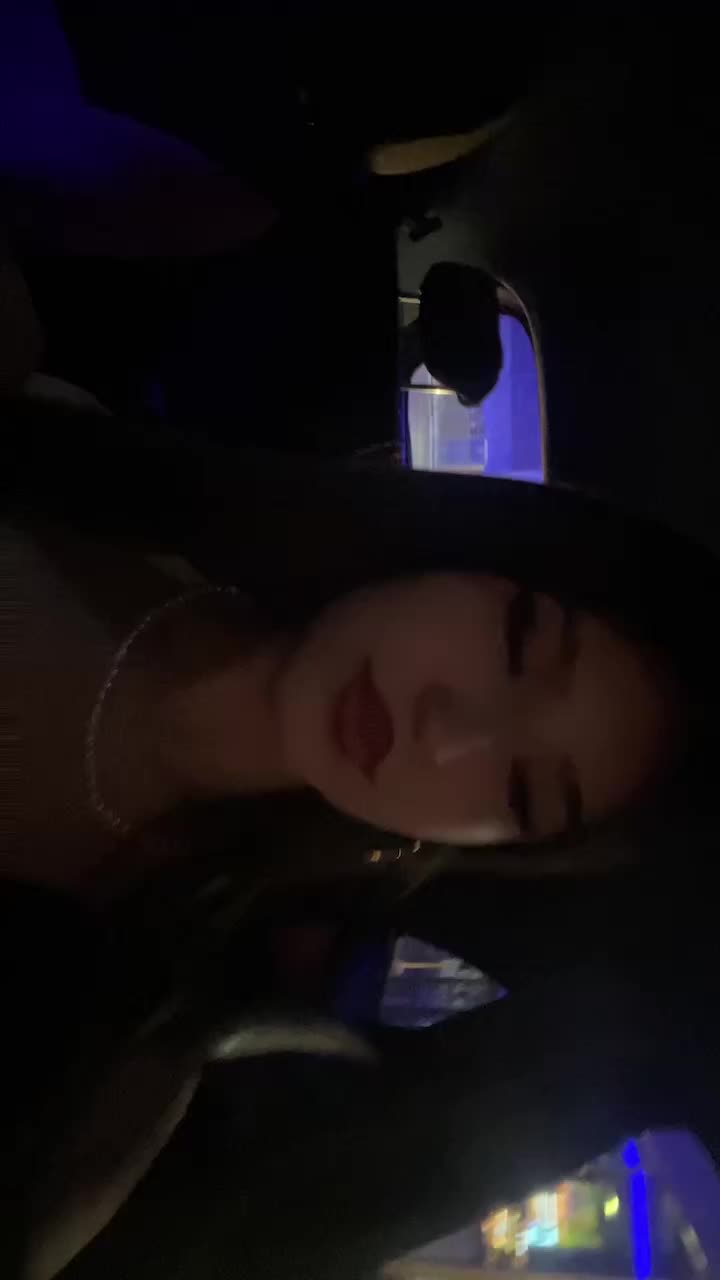 @julia_gsn17