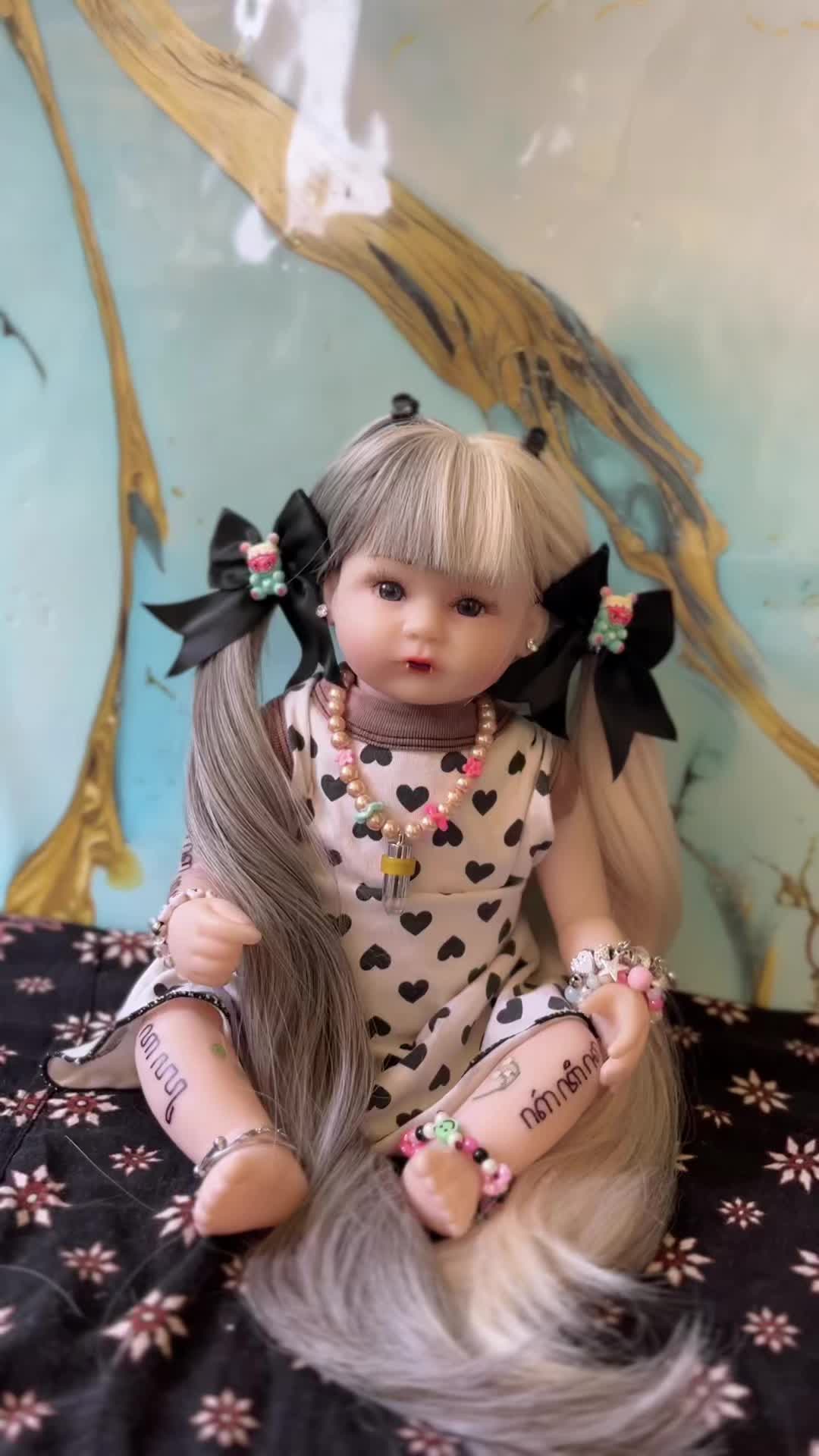 @kartikaahayu