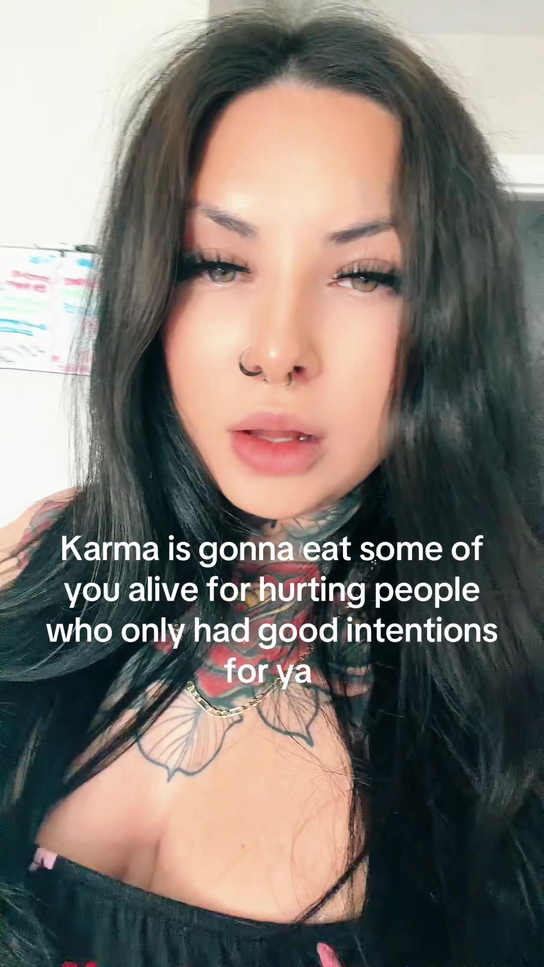 @Yanna🖤