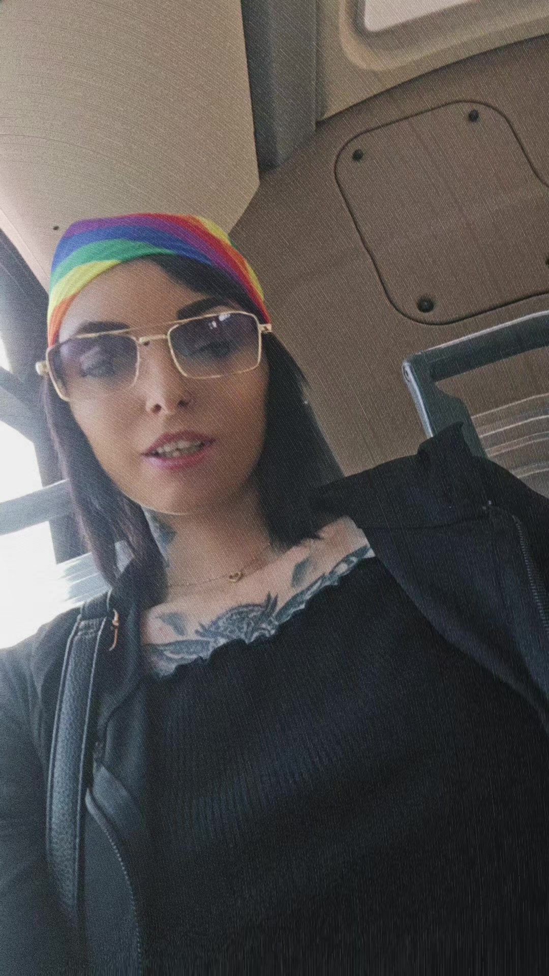 @Réversible666 🏳️🌈