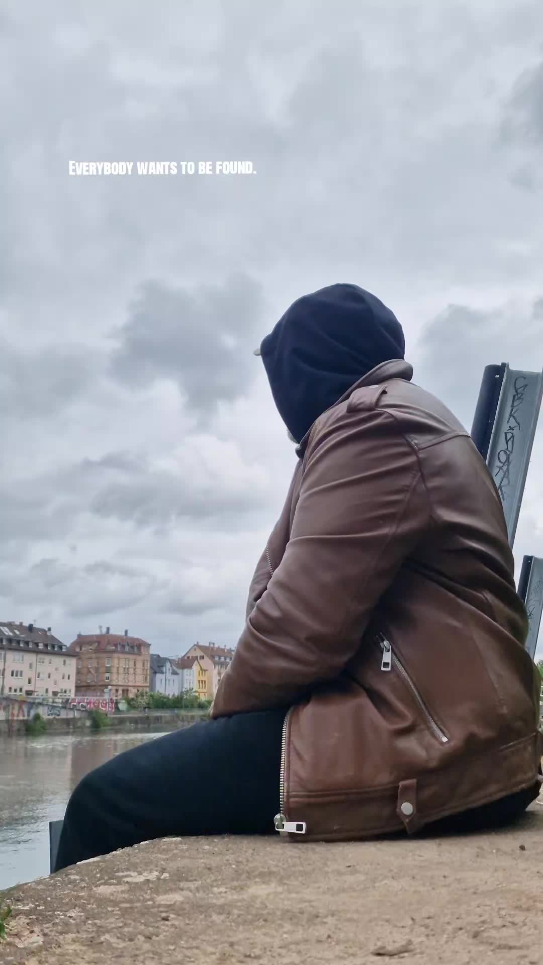 @Hüsi