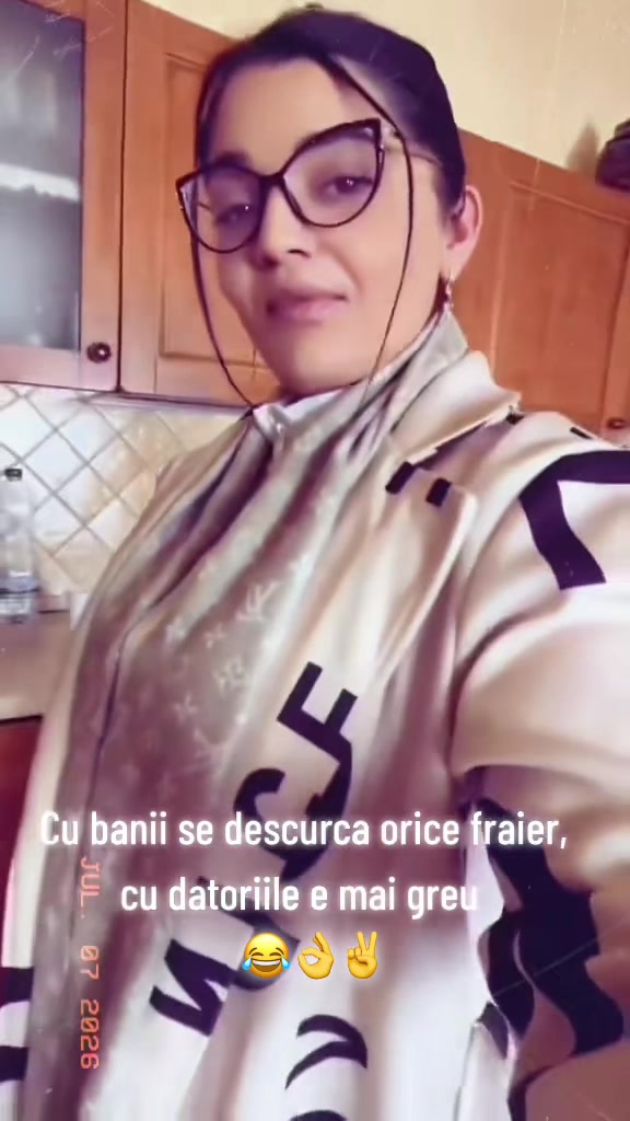 @mihaelacriss