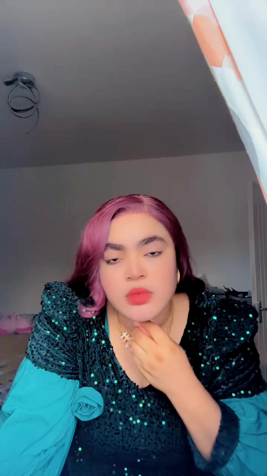 @queennoris1