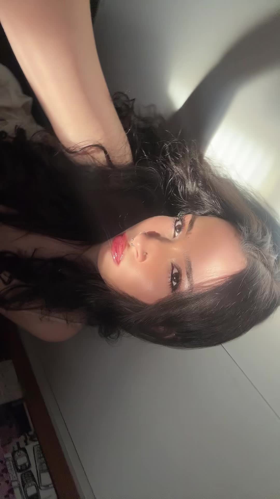 @superhotultrasexygirl