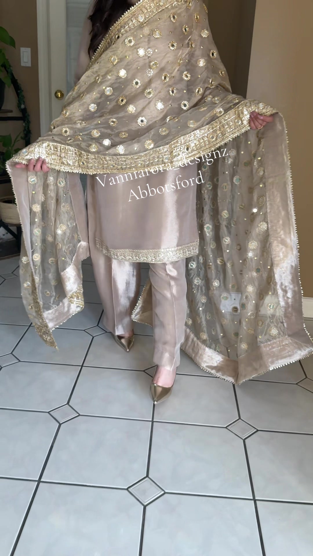 @vanniarora_design