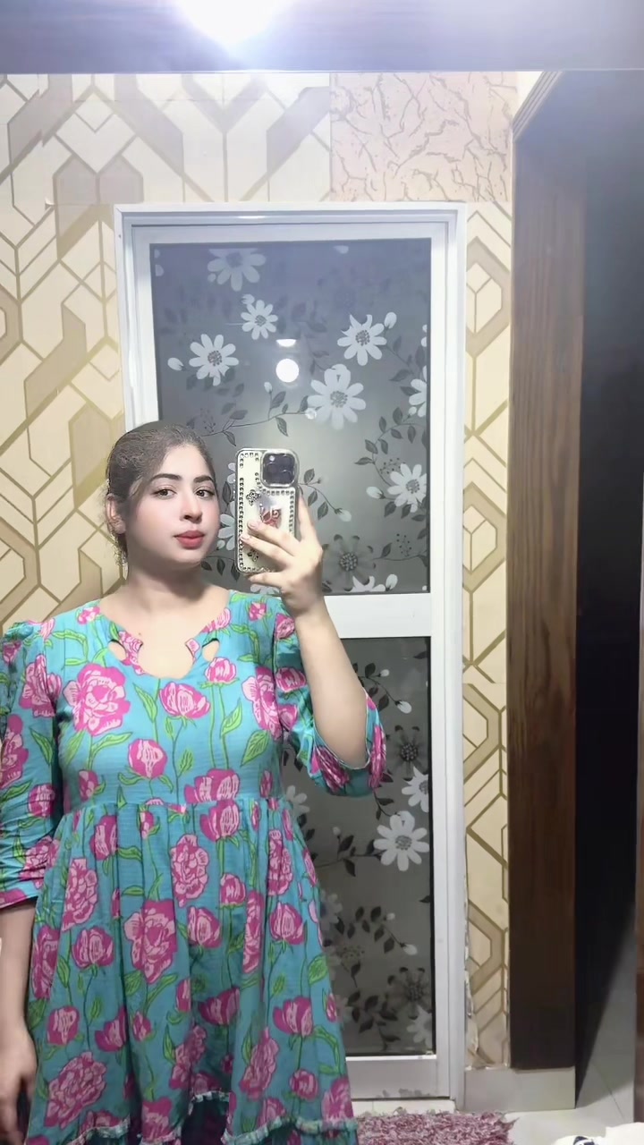 @ملکہ 😍❤️