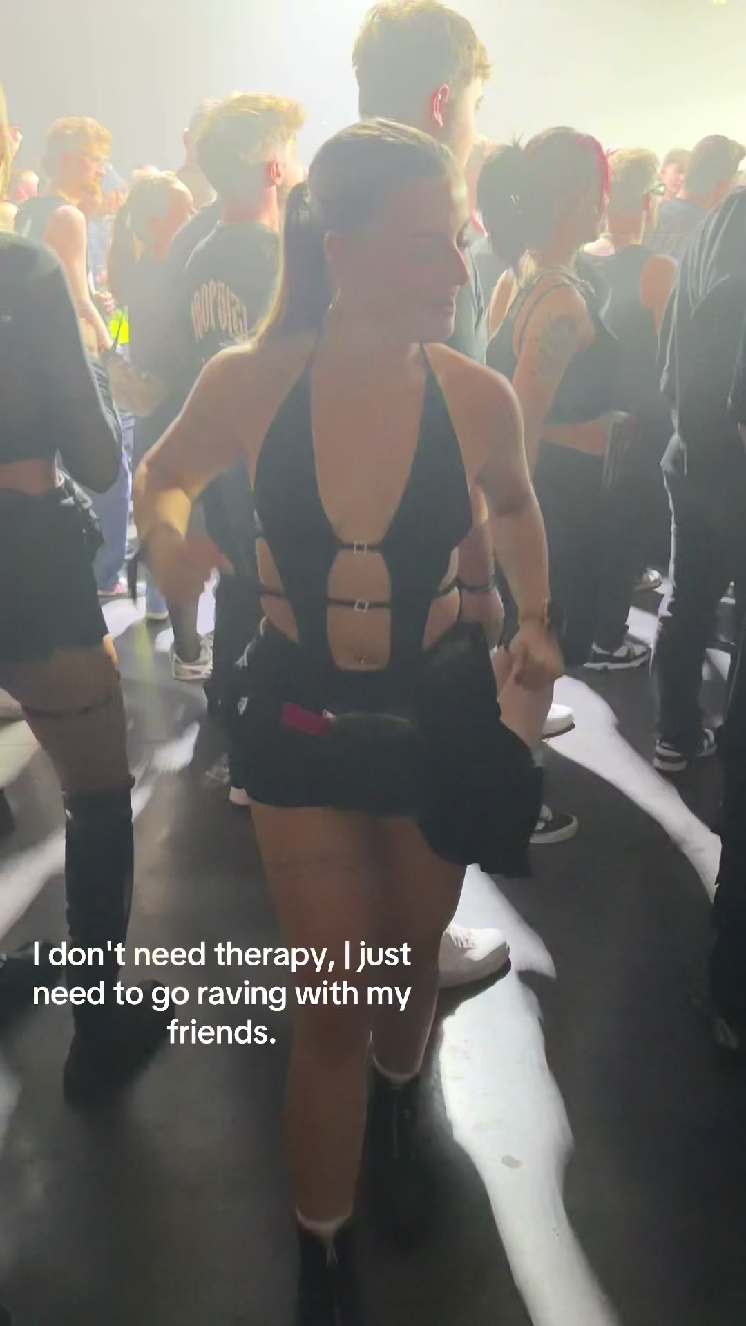 @Lara & Lea🖤