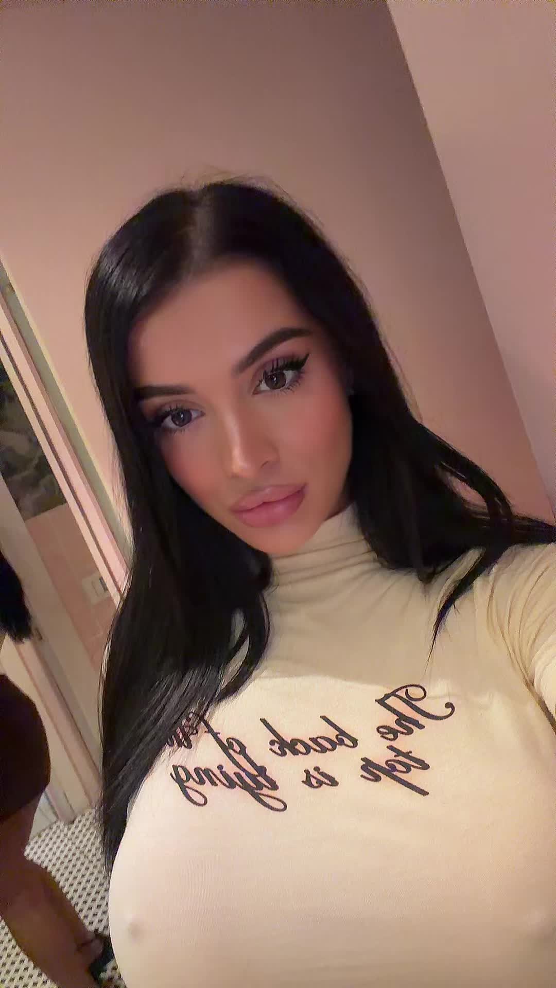 @Kiaranikolli