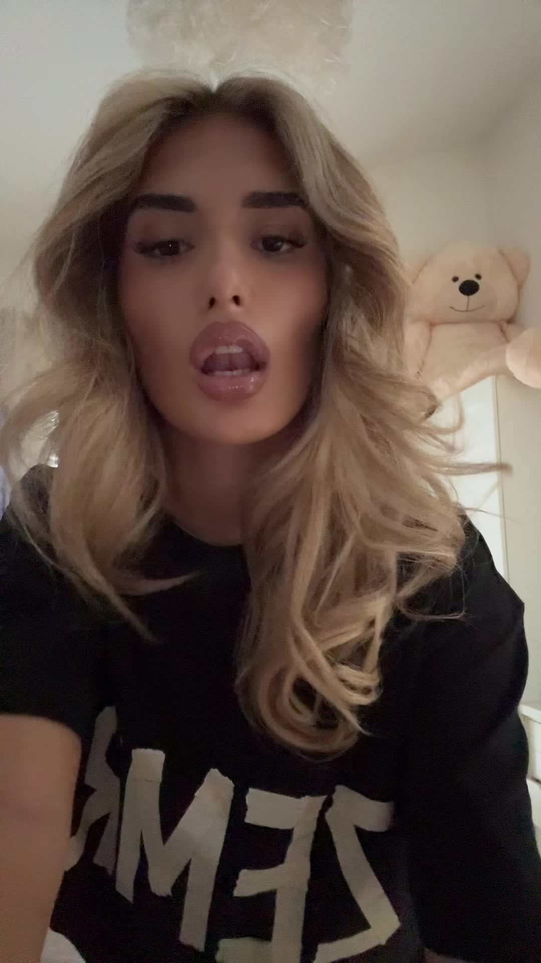 @Pranvera