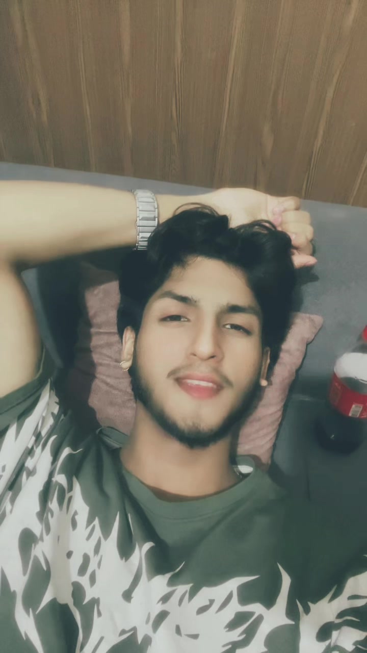 @🐊