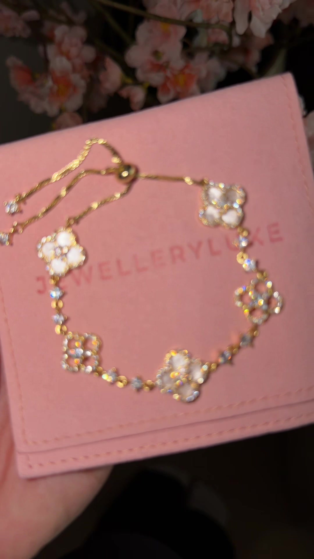 @JewelleryLuxe