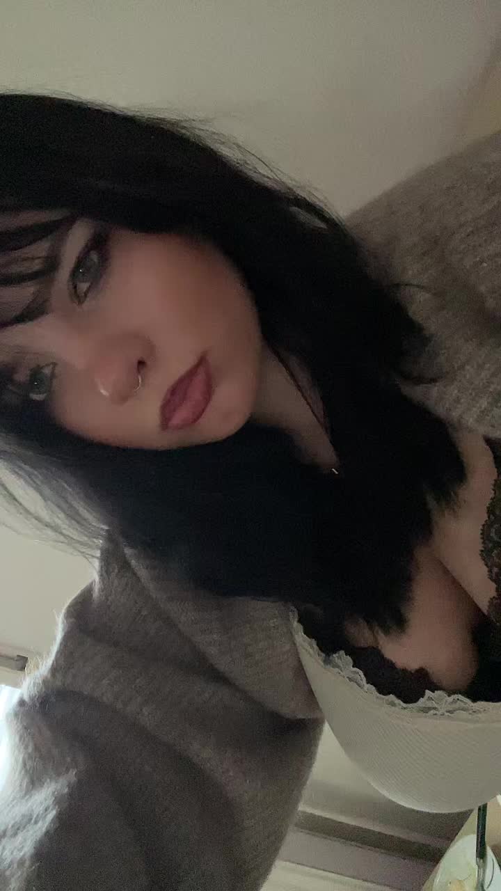 @>⩊<ₑᵥᵢₙ𐔌˙. 𖾕𖾝꙼ᩚ𛲕𖾟₍^. .^₎⟆