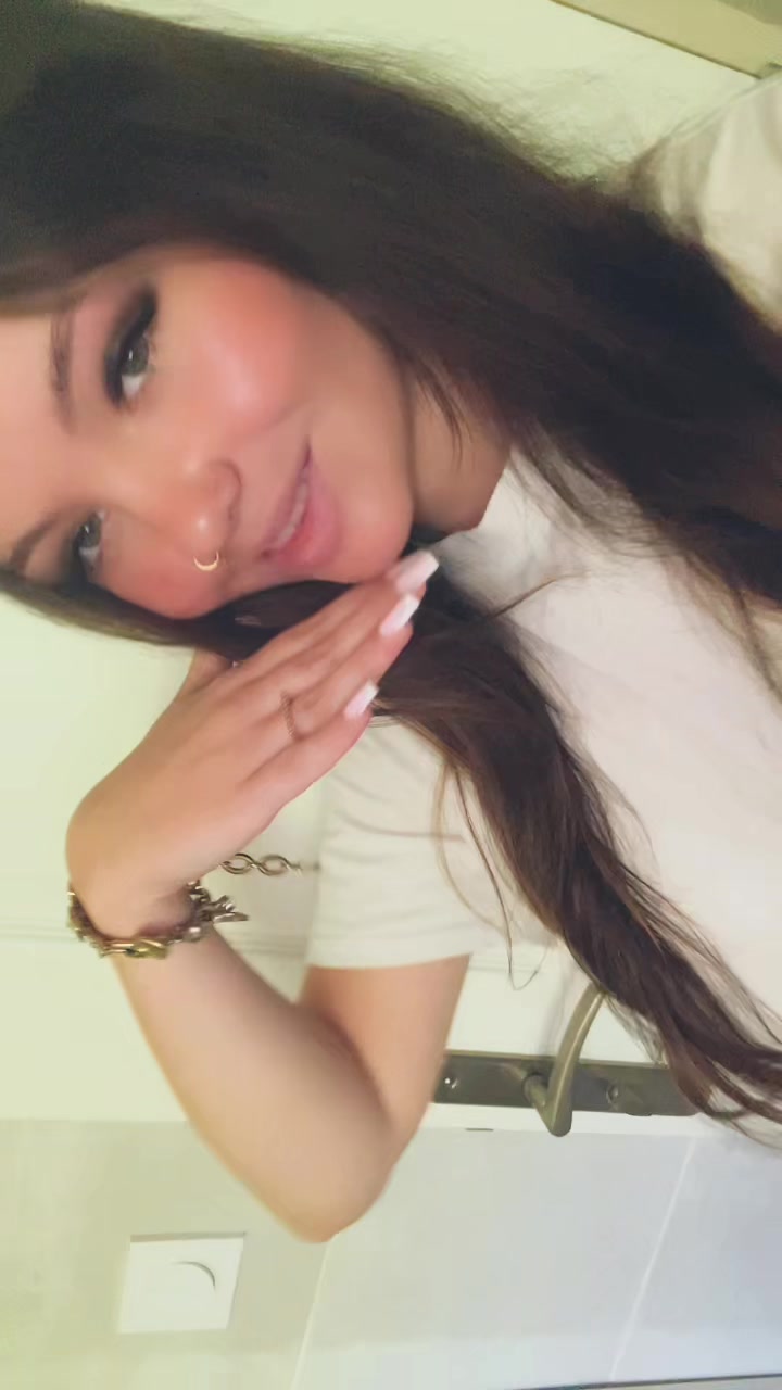 @𝑻𝒄𝒉𝒊𝒌𝒊𝒕𝒂 🎀
