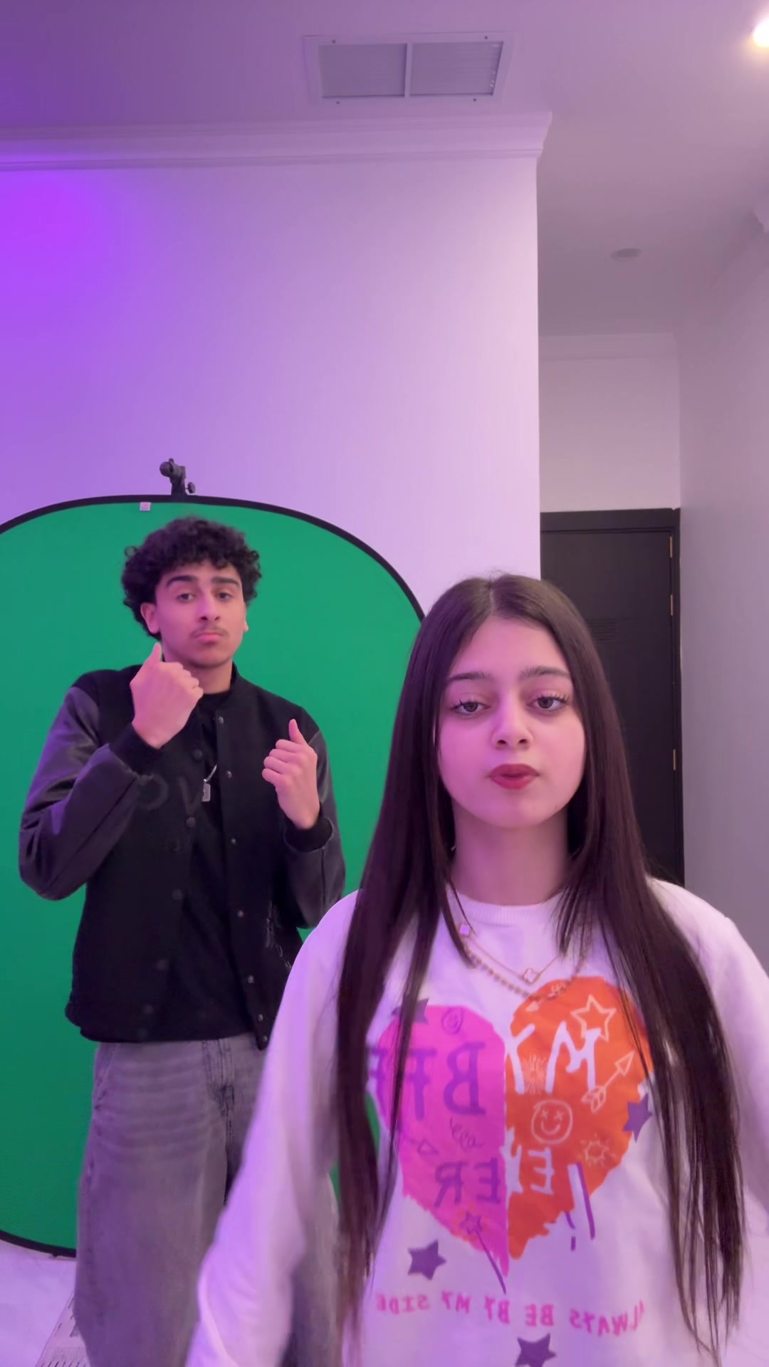 @𝐀𝐝𝐡𝐚𝐦𝐲𝐲