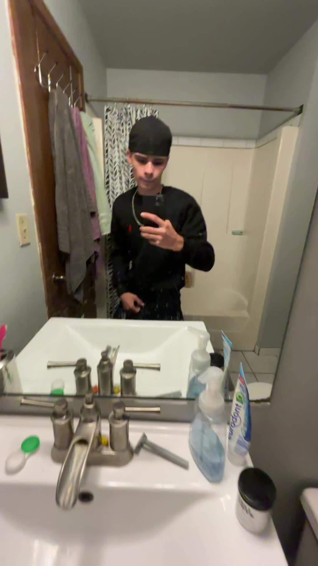 @Lxon_773