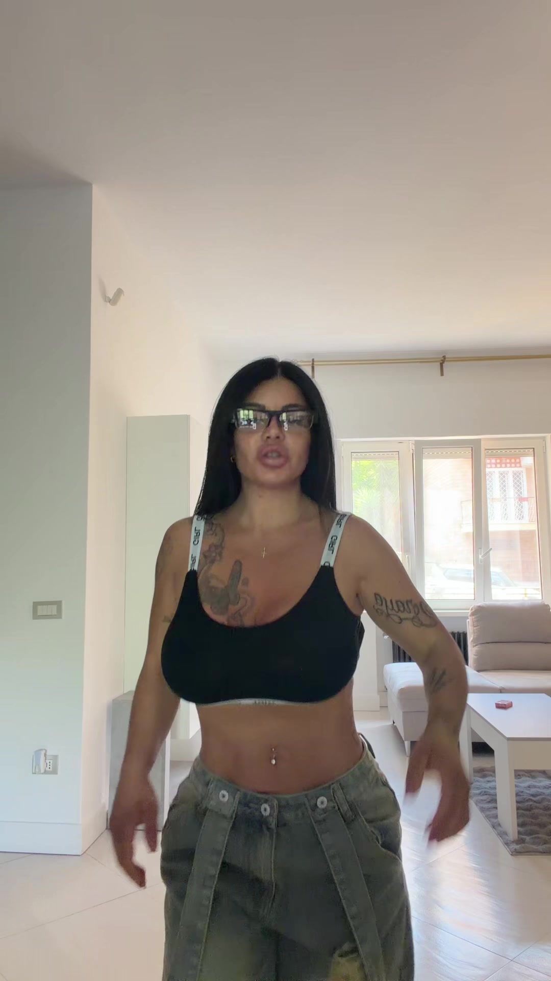 @Helena.