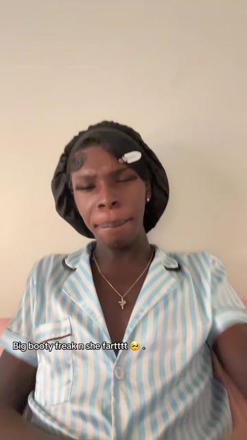 @unofficialgir