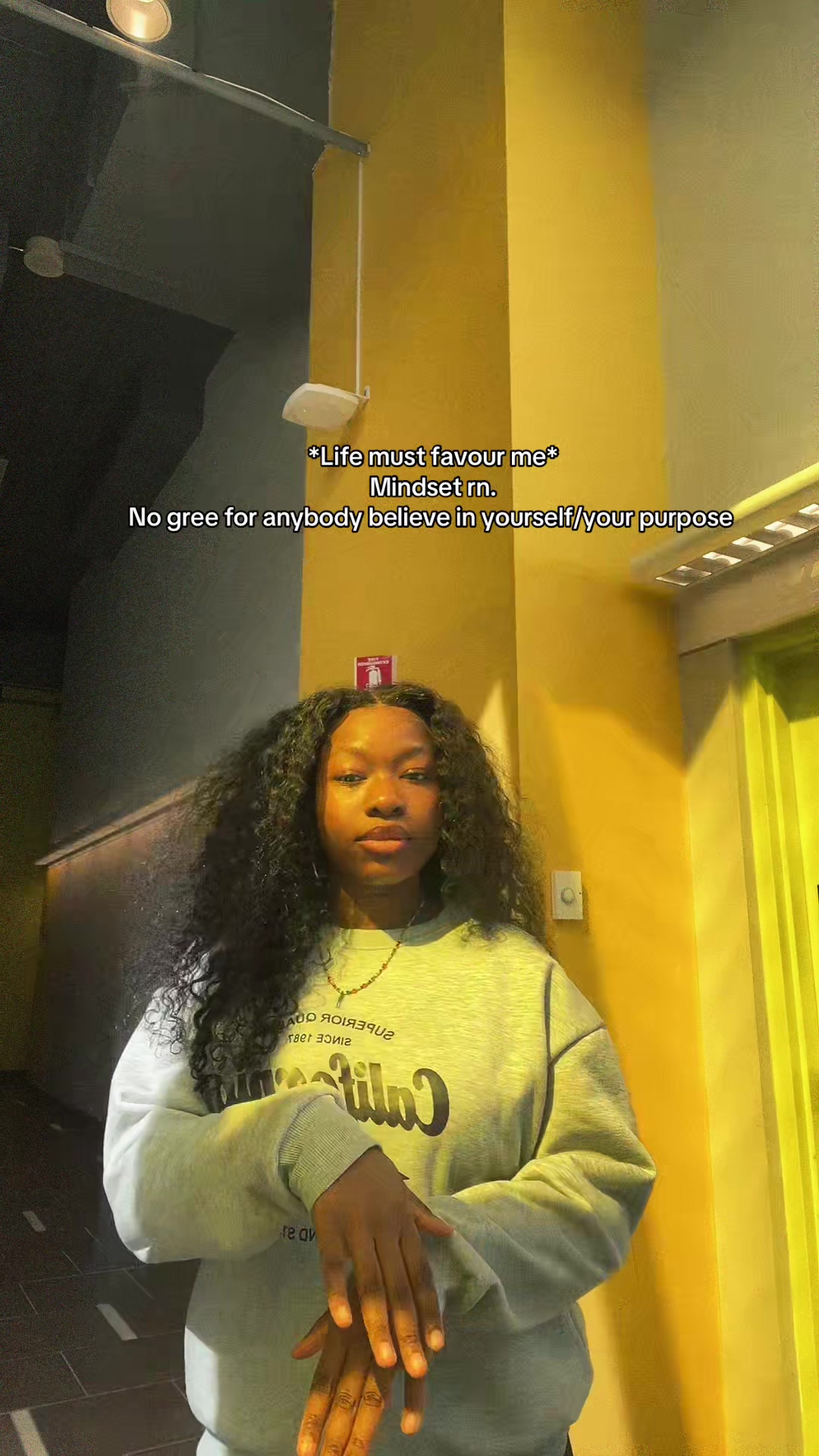 @O L I V I A