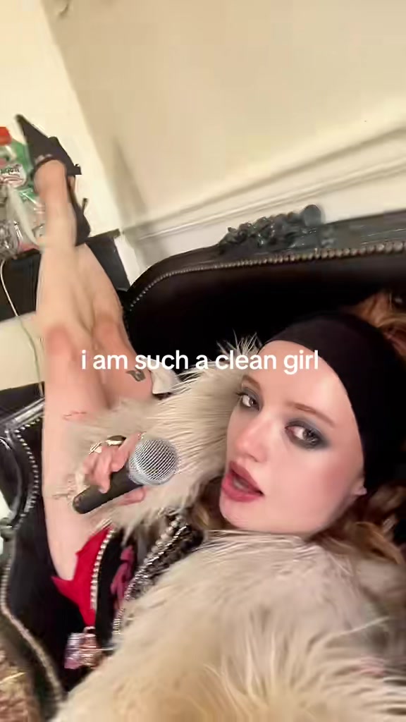 @clemenceviolence