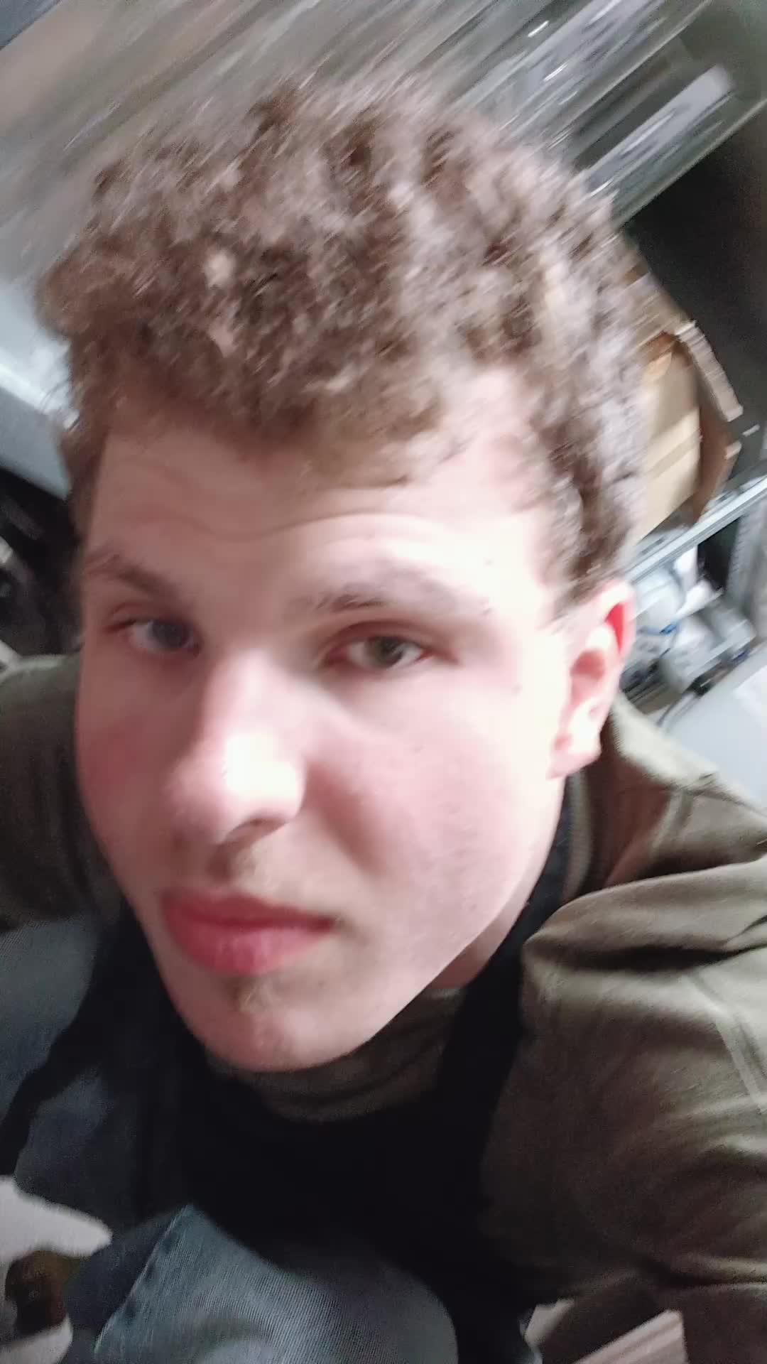 @Max.coolguy__