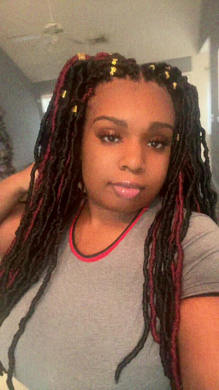 @Prettylil_ayanna15