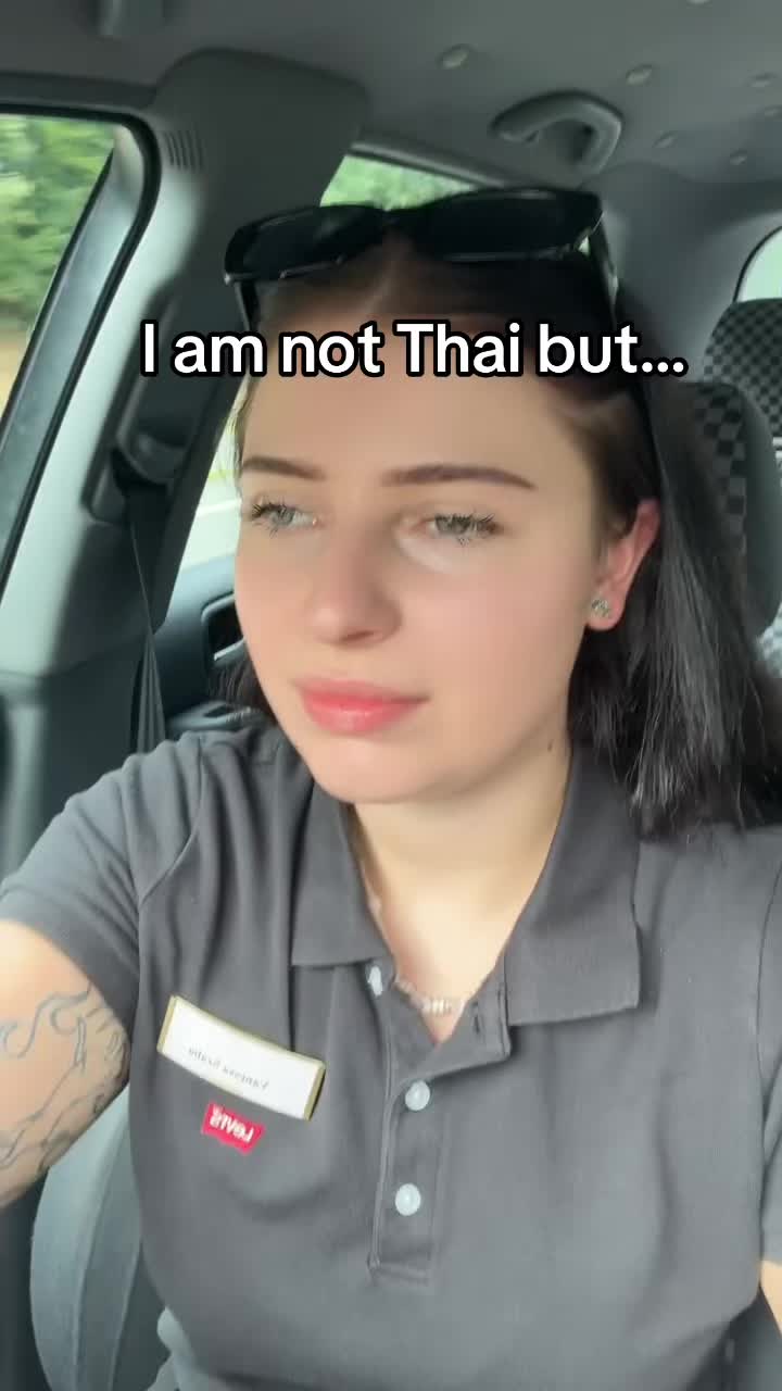 @IamVanessa (วาสนา)