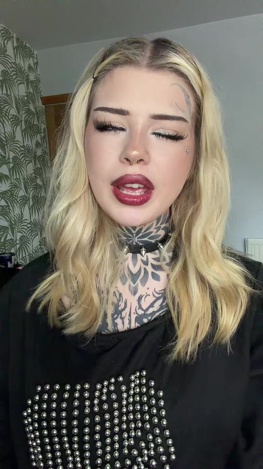 @user75877785660