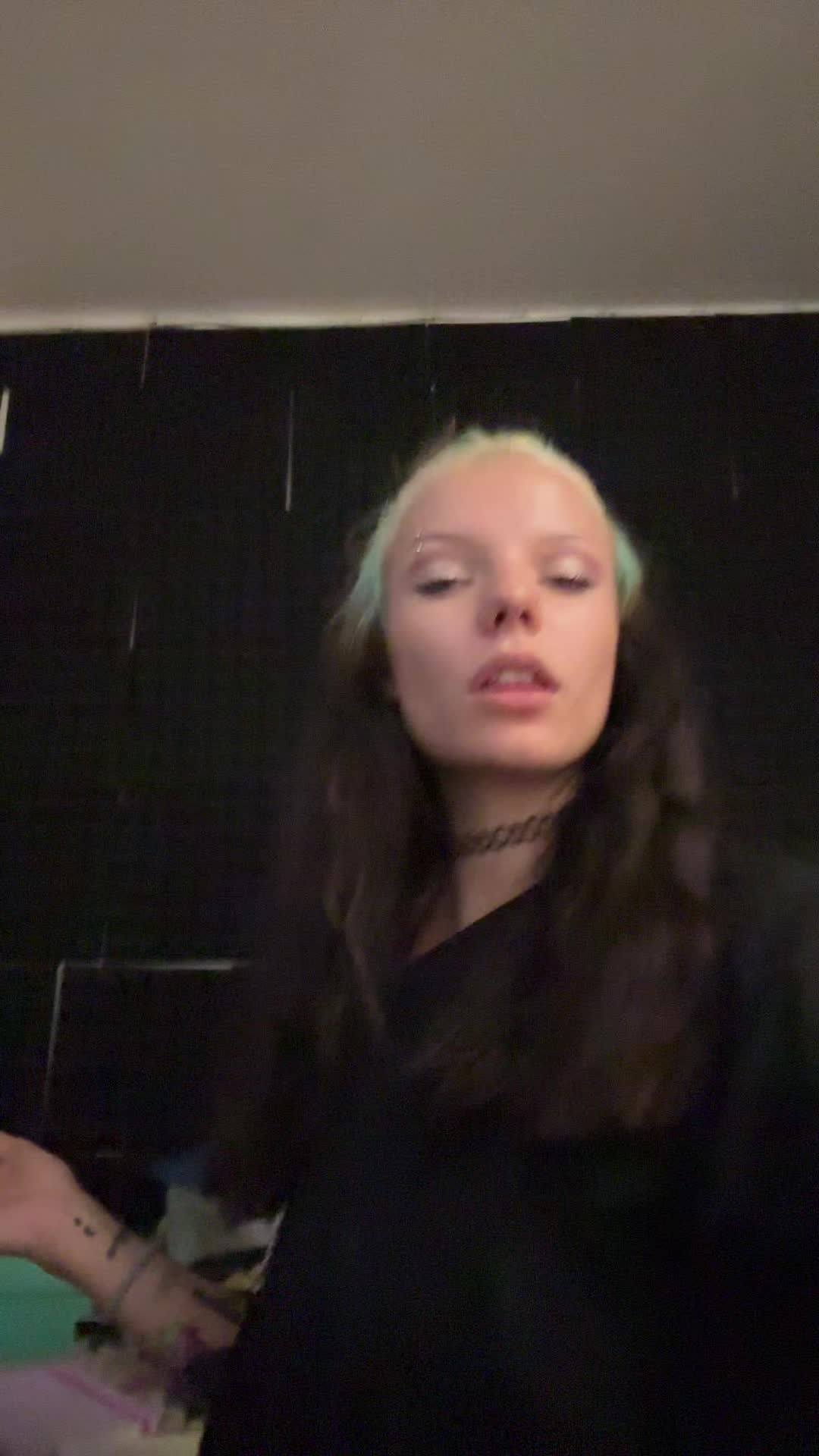 @• Linas.sinner.wrld •