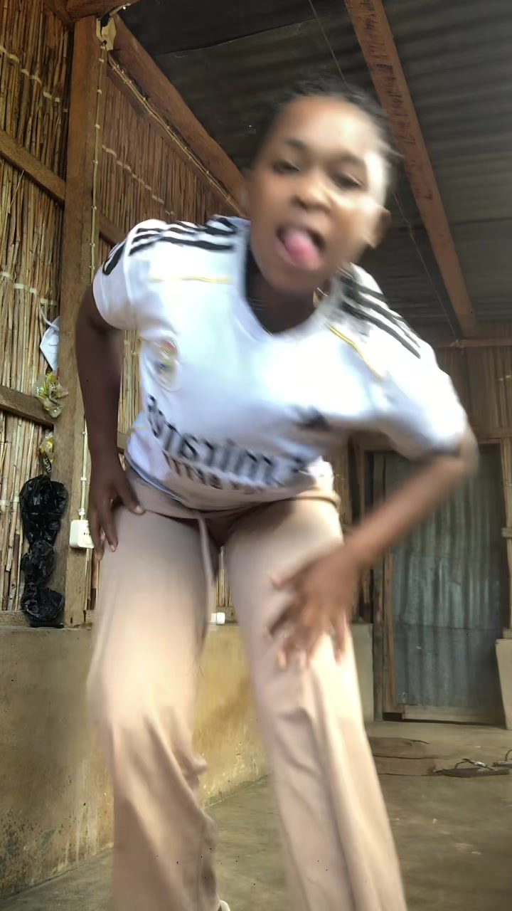 @Ana☠️