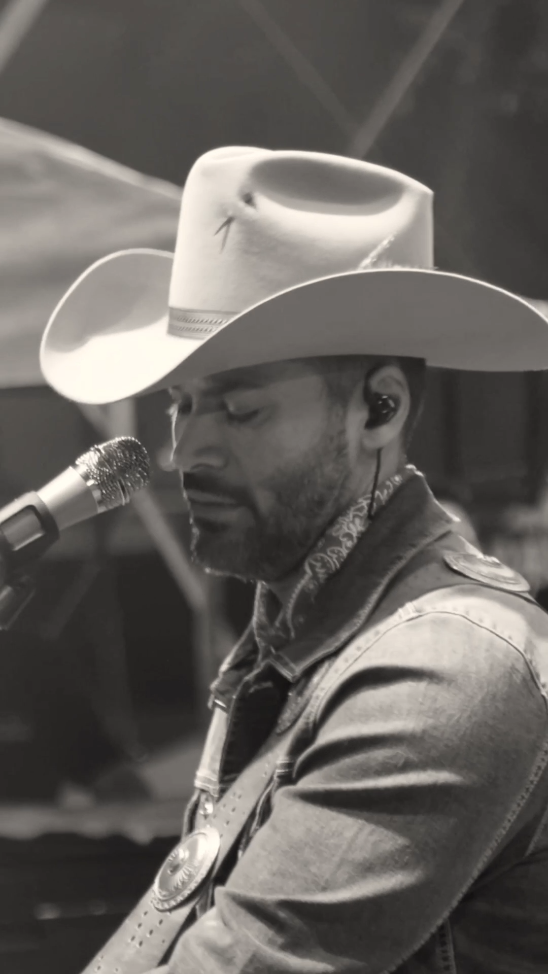 @Grupolaleyenda