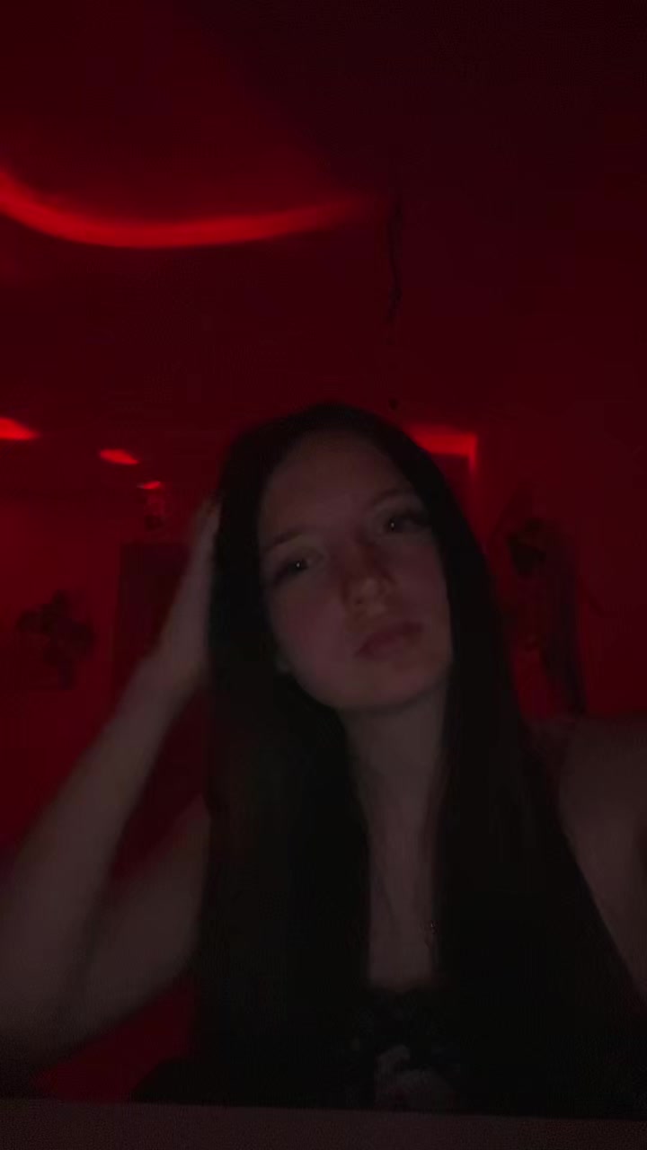 @Sophie_๐๐