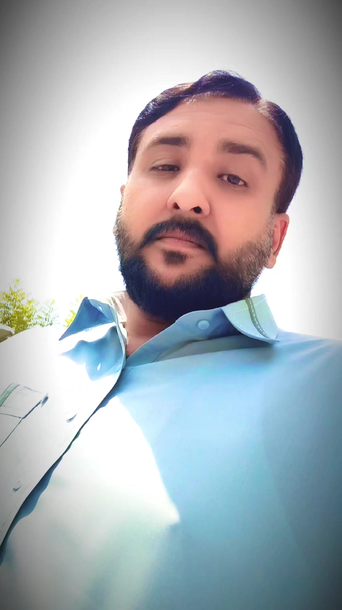@Naveed Kashmiri 🦁