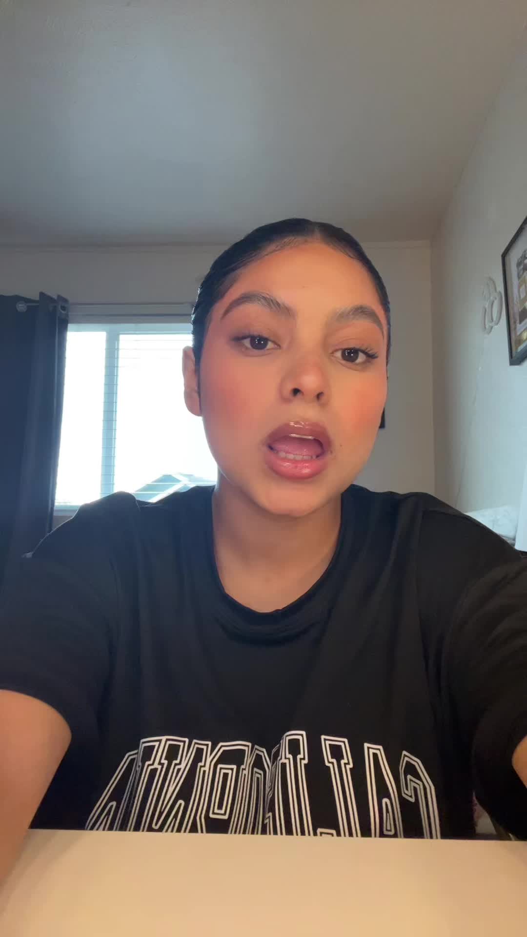 @Lili🩸