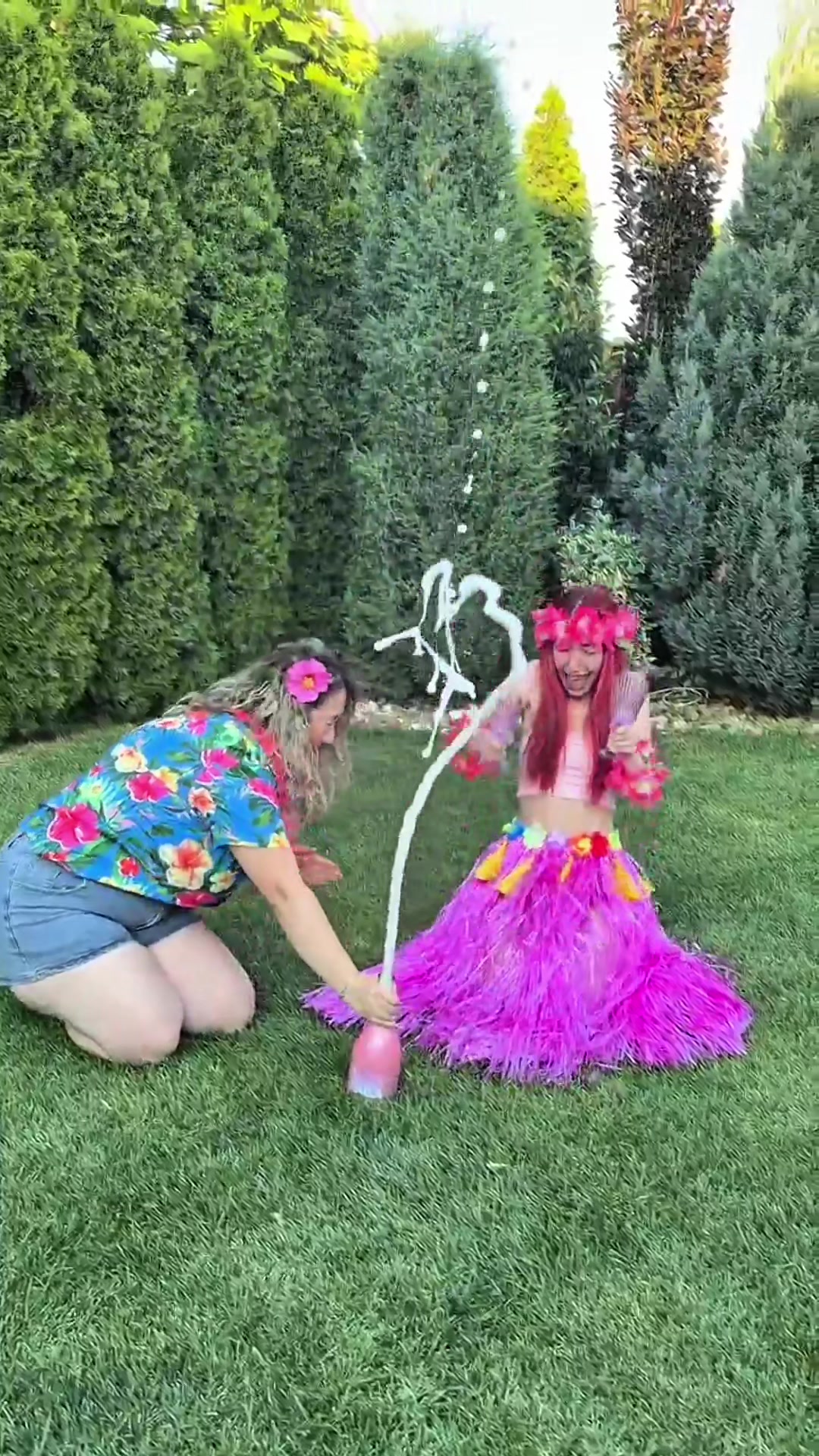 @EmiFox
